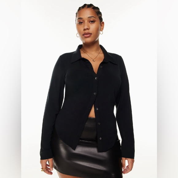 Aritzia Tops - Aritzia Pose long sleeve shirt